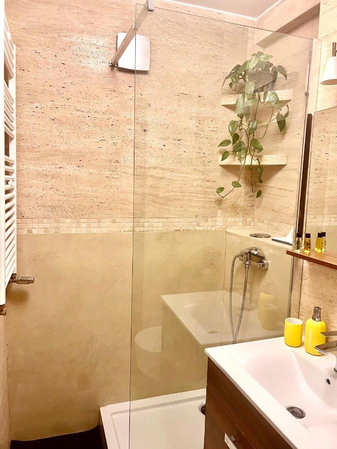Yellow Apartment Airport Galeria Mokotow Netflix Варшава Екстериор снимка